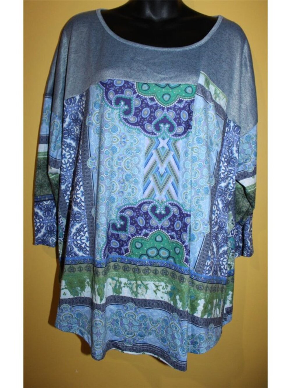 One World 2x Knit Paisley 3/4 Sleeve Blouse Chest Pocket Rounded Hem